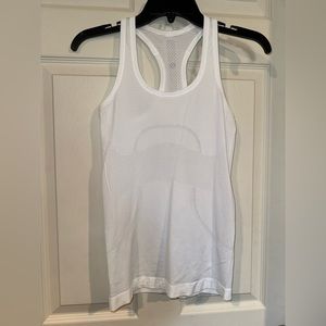 Lululemon Swiftly Tech